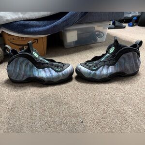Nike Air Foamposite One 7.5 GS